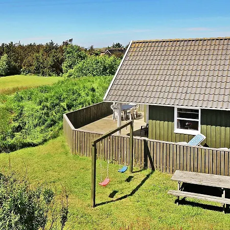 Three-bedroom Holiday In Ringkobing 14 * Klegod
